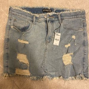Express denim skirt. Size 8. New with tags